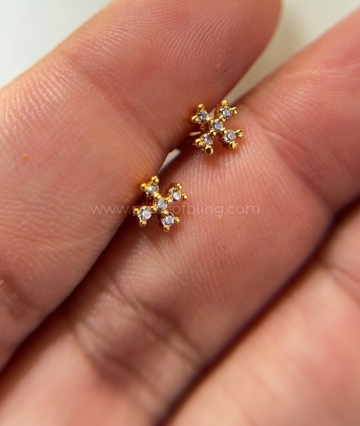 4- flower Gold plated stud / nosepin(single)