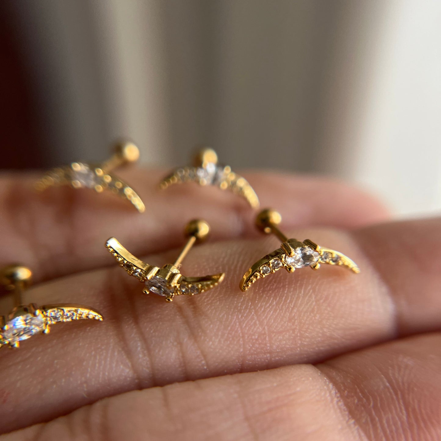 Stainless steel stud POBX59